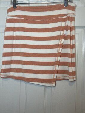 Skirt Size M Orange White Stretch Casual Activewear